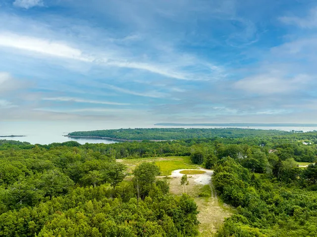 $1,600,000 | 0 Terrier Circle, Rockport, ME 04856