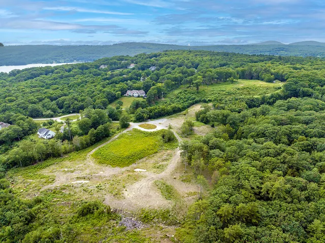 $1,600,000 | 0 Terrier Circle, Rockport, ME 04856