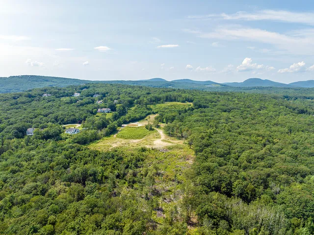 $1,600,000 | 0 Terrier Circle, Rockport, ME 04856