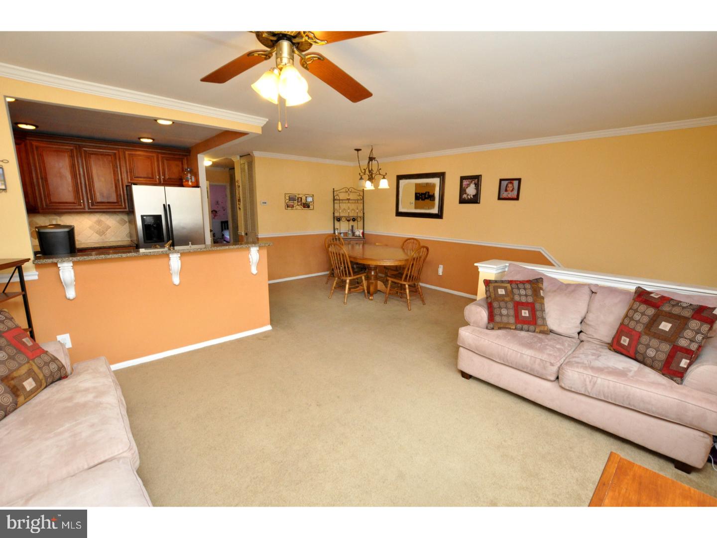 3509 Kyle Road Philadelphia, PA 19154 - Photo 7 of 23 Living Room