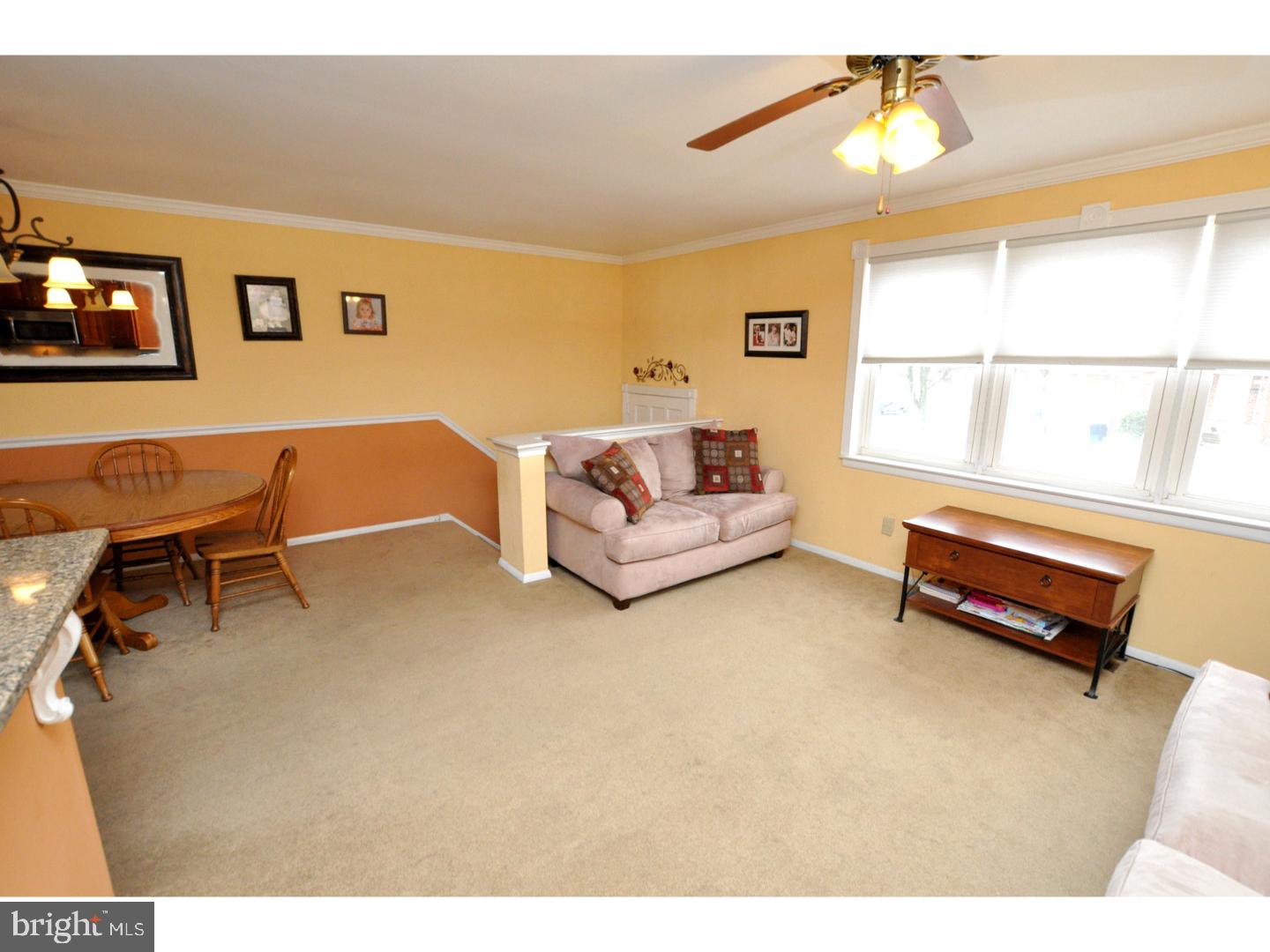 3509 Kyle Road Philadelphia, PA 19154 - Photo 8 of 23 Living Room