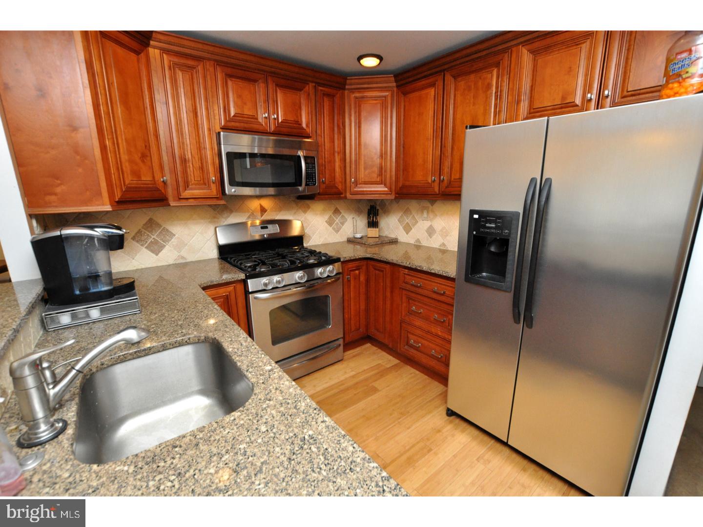 3509 Kyle Road Philadelphia, PA 19154 - Photo 10 of 23 Kitchen
