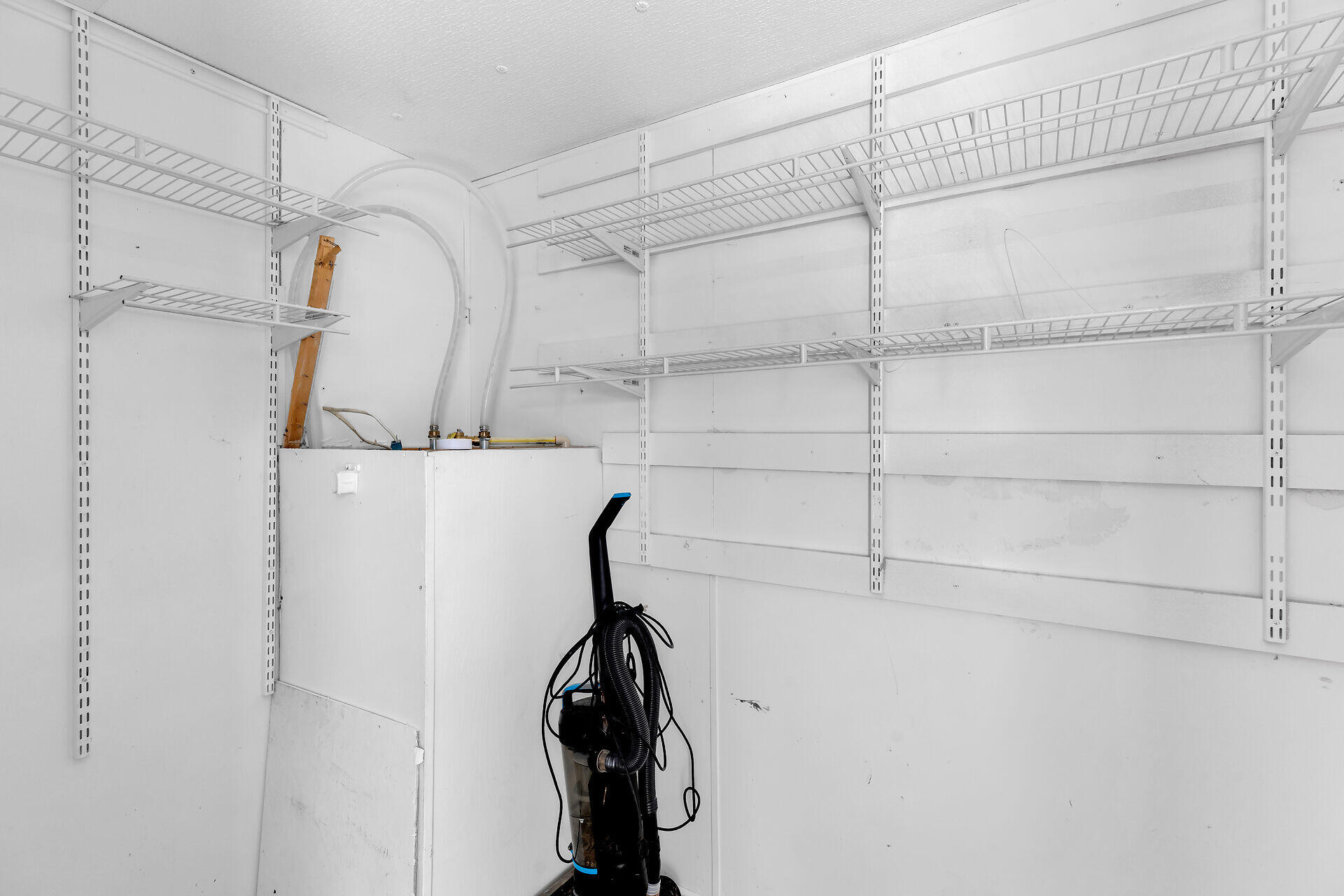 802 Largo Road Key Largo, FL 33037 - Photo 23 of 28 Primary Closet