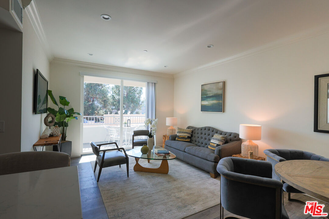 10132 Commerce Avenue Tujunga, CA 91042 - Photo 18 of 38