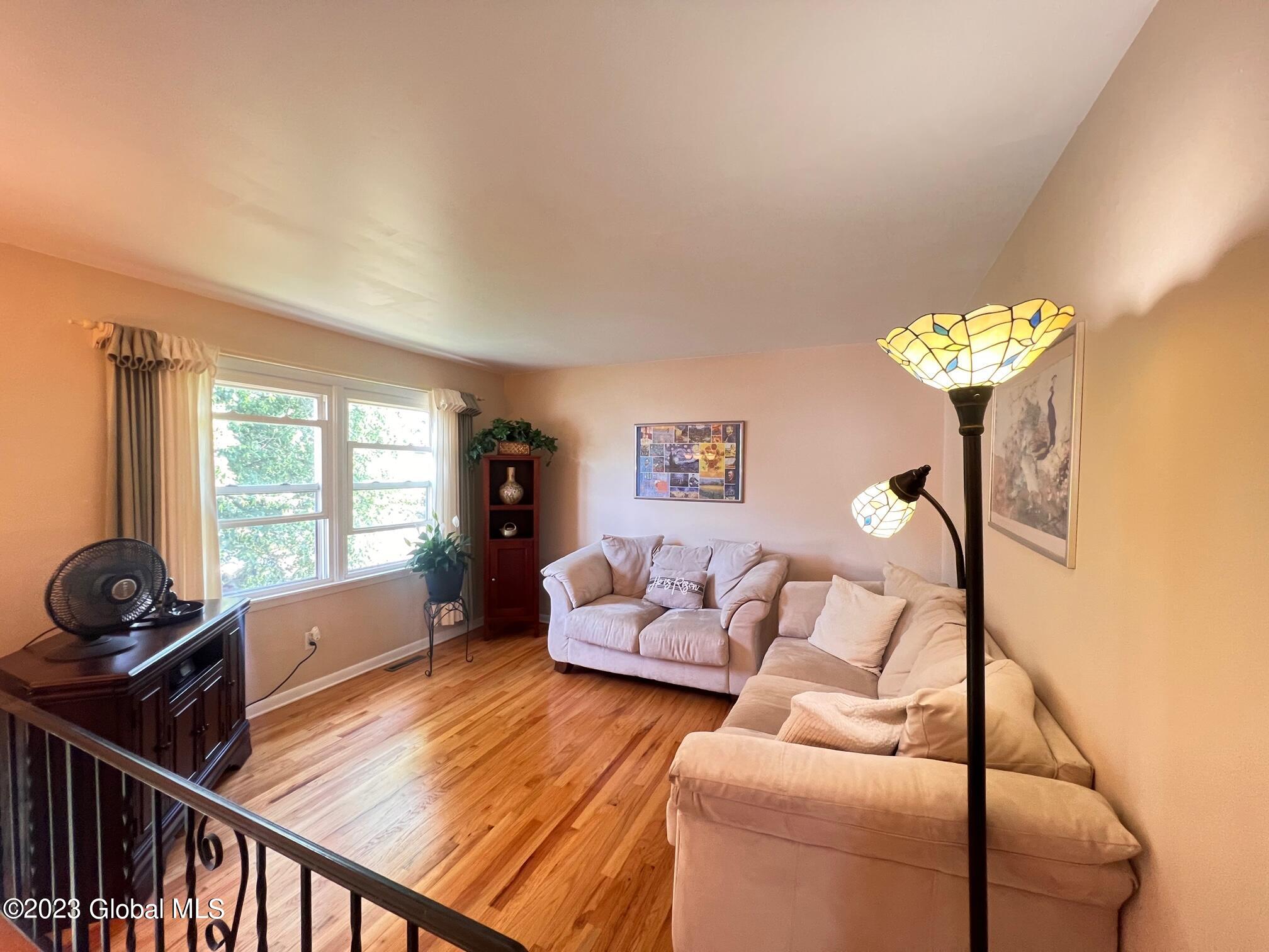 16 Space Boulevard Colonie, NY 12205 - Photo 2 of 26 IMG_1473