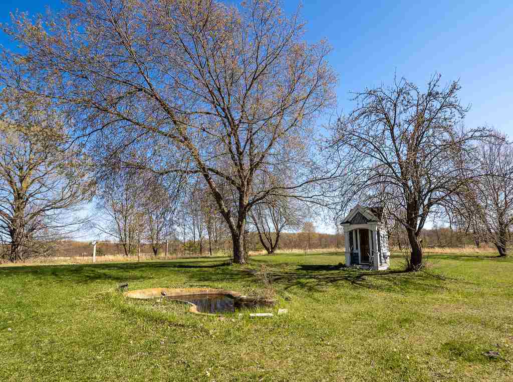 6393 Inman Road Southwest Fife Lake, MI 49633 - Photo 34 of 41 1886543-33.JPG