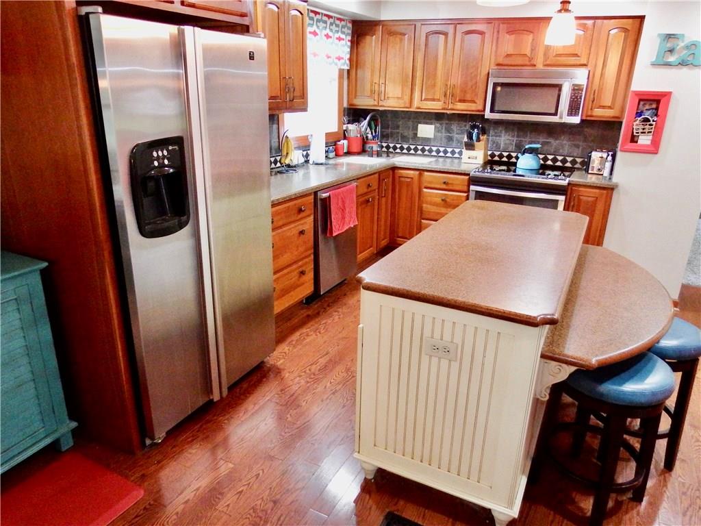 917 Ralston Road Indianapolis, IN 46217 - Photo 6 of 45 Gallery Image 6