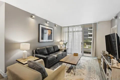 $459,000 | 425 West Beech Street, Unit 336, San Diego, CA 92101