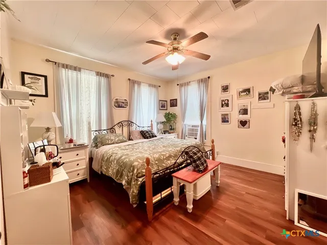 $214,000 | 319 Smith Street, Gonzales, TX 78629