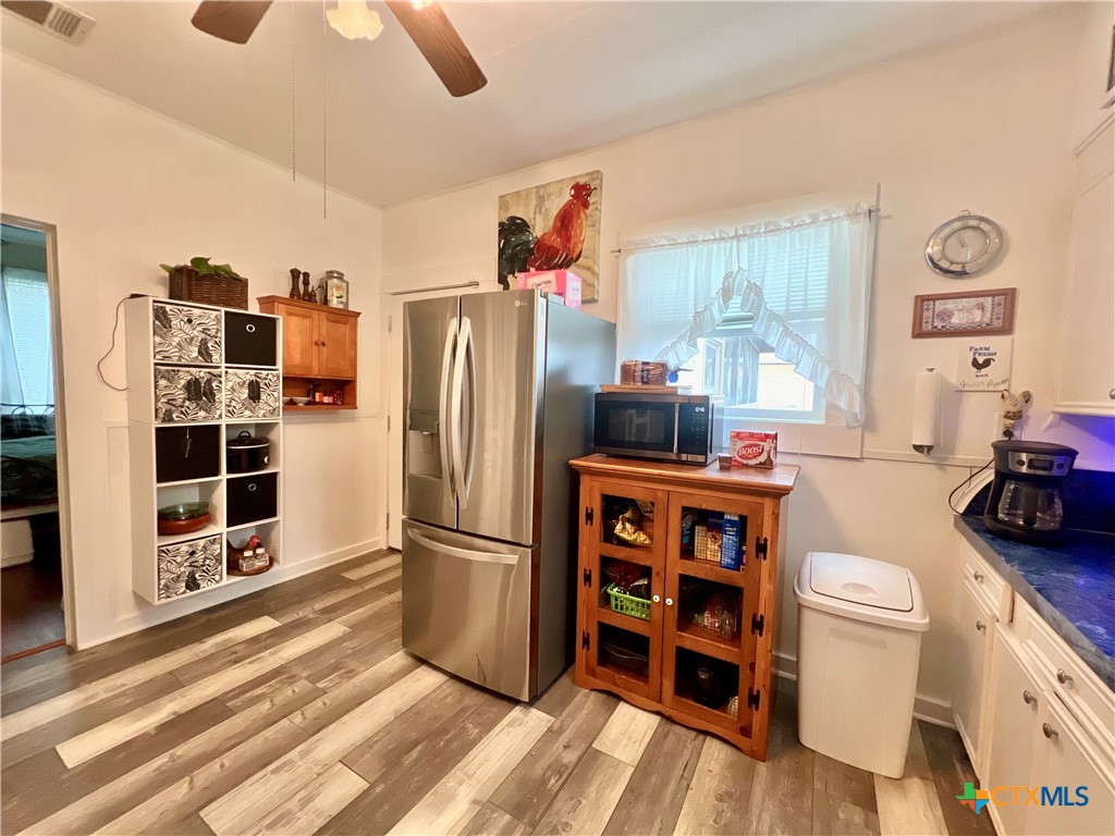 319 Smith Street Gonzales, TX 78629 - Photo 16 of 26