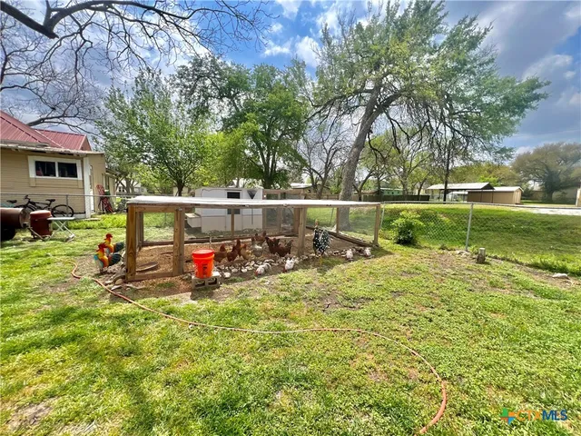 $214,000 | 319 Smith Street, Gonzales, TX 78629