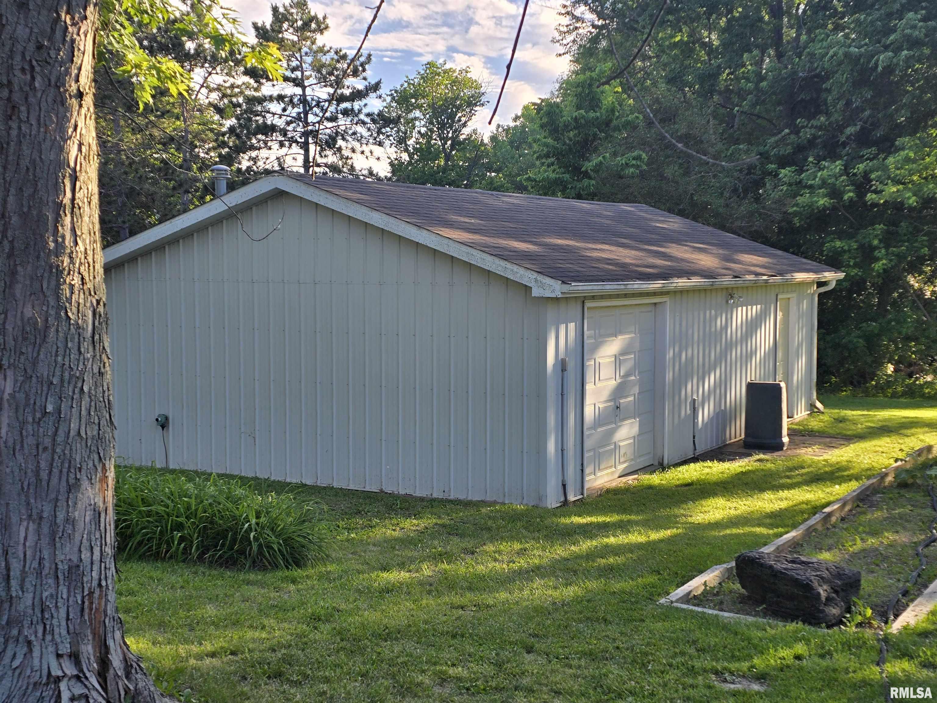 108 School Street Washington, IL 61571 - Photo 38 of 62