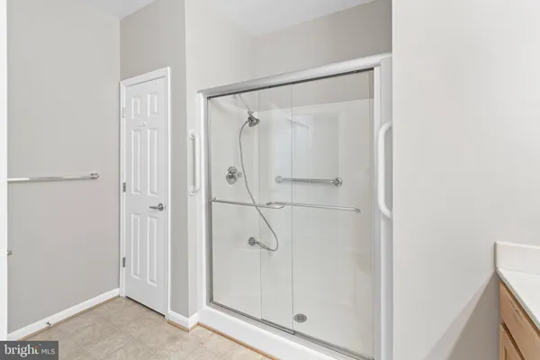 $325,000 | 2607 Chapel Lake Drive, Unit 107, Gambrills, MD 21054