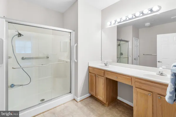 $325,000 | 2607 Chapel Lake Drive, Unit 107, Gambrills, MD 21054