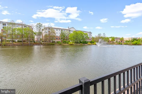 $325,000 | 2607 Chapel Lake Drive, Unit 107, Gambrills, MD 21054