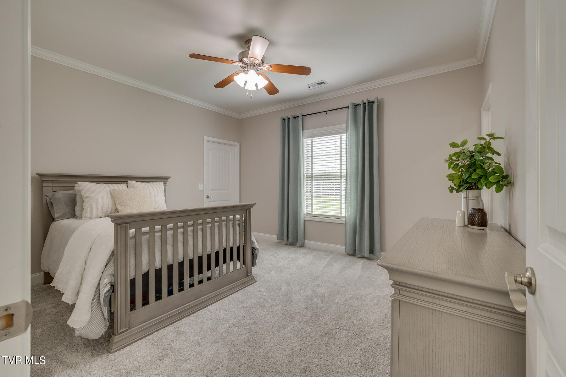 2924 Viewforth Court Kingsport, TN 37664 - Photo 19 of 51 021