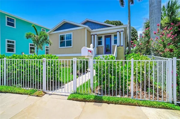 $735,999 | 632 Virginia Drive, Bradenton, FL 34205