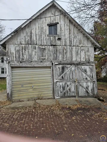 $60,000 | 605 Southwest 8th Avenue, Topeka, KS 66612