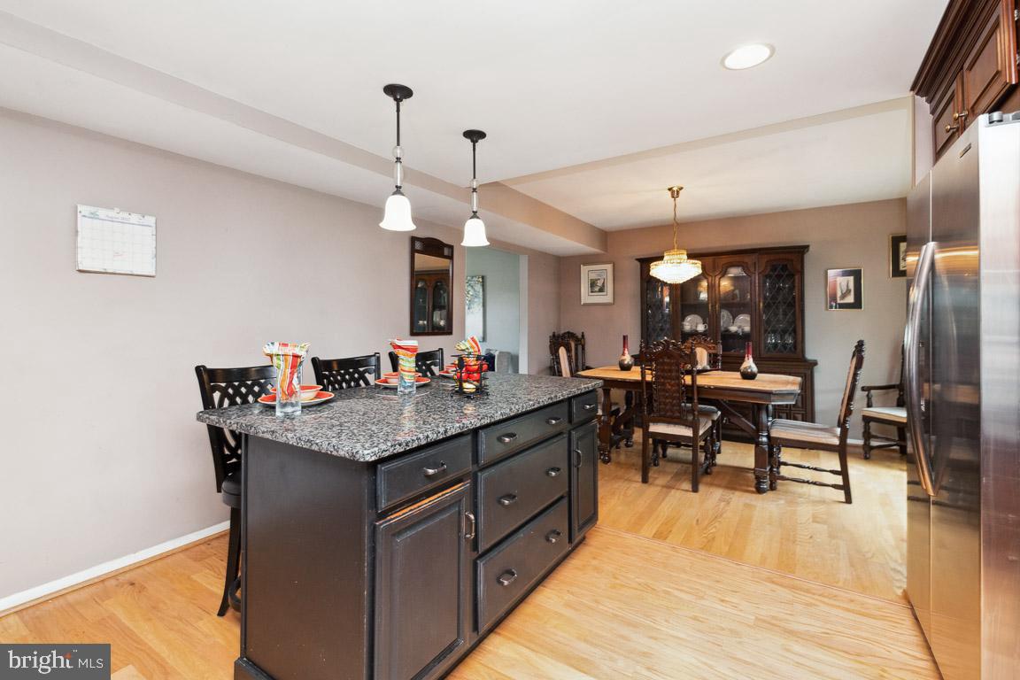 7869 Chalice Road Severn, MD 21144 - Photo 4 of 38 Gallery Image 4