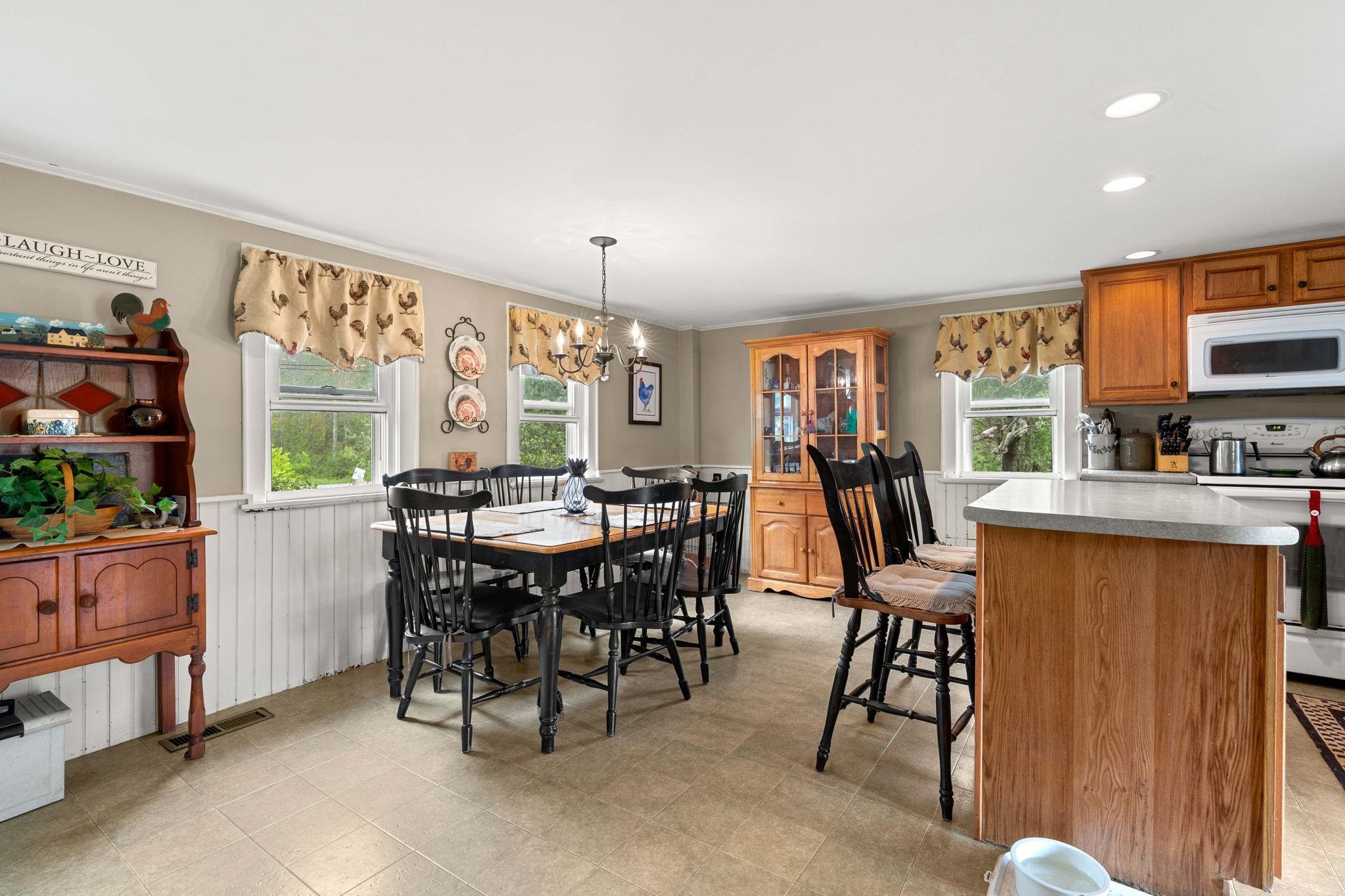 481 Boston Post Road Amherst, NH 03031 - Photo 8 of 60