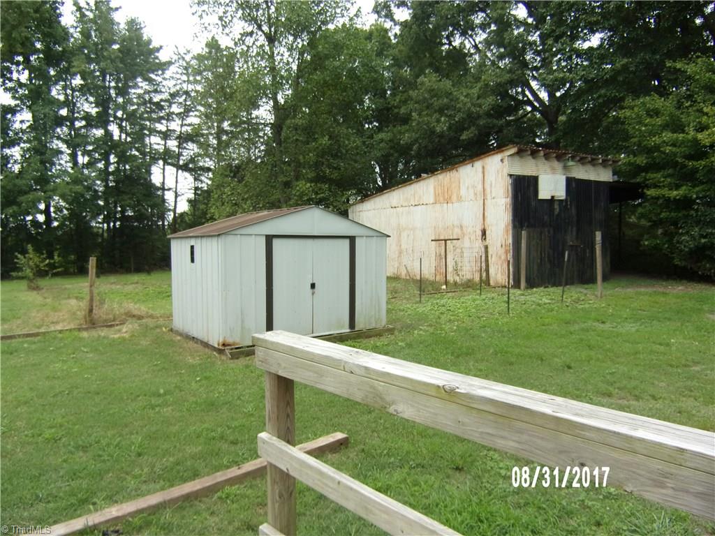 4197 Plum Tree Road Climax, NC 27233 - Photo 5 of 12 Gallery Image 5