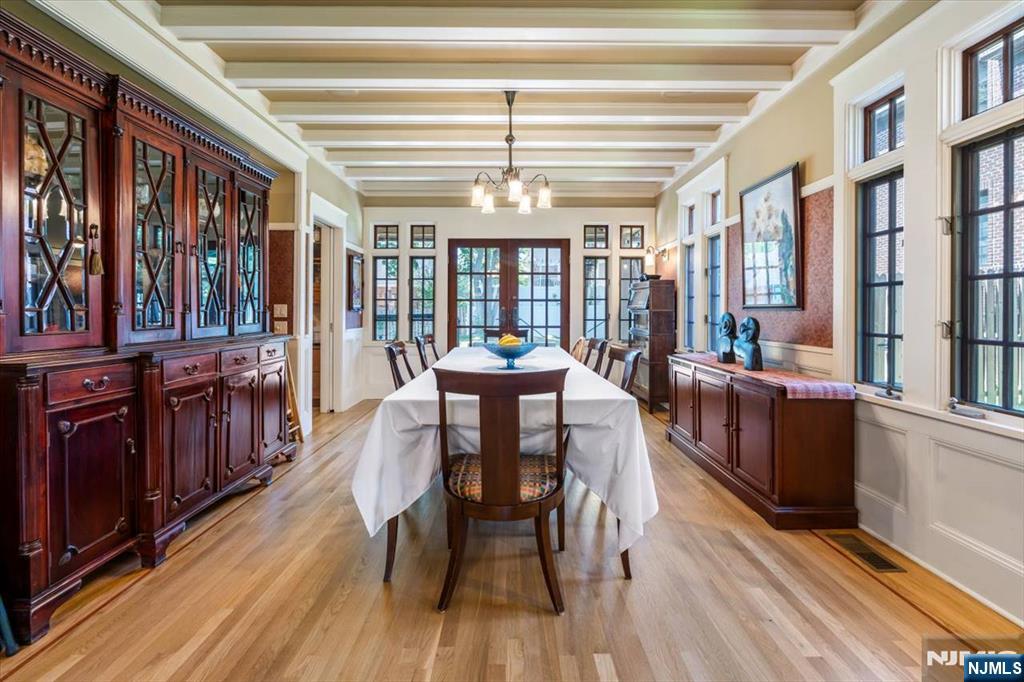 314 Winthrop Road Teaneck, NJ 07666 - Photo 11 of 49