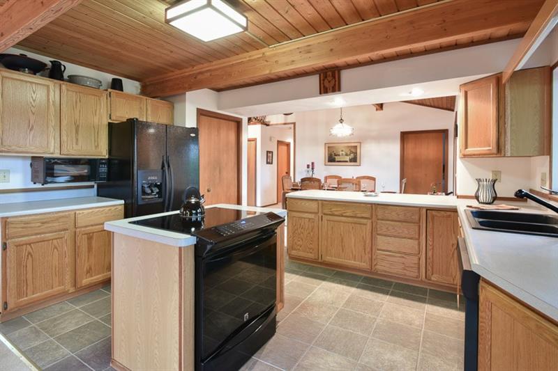 521 Gardner Road Hidden Valley, PA 15502 - Photo 11 of 24 Gallery Image 11