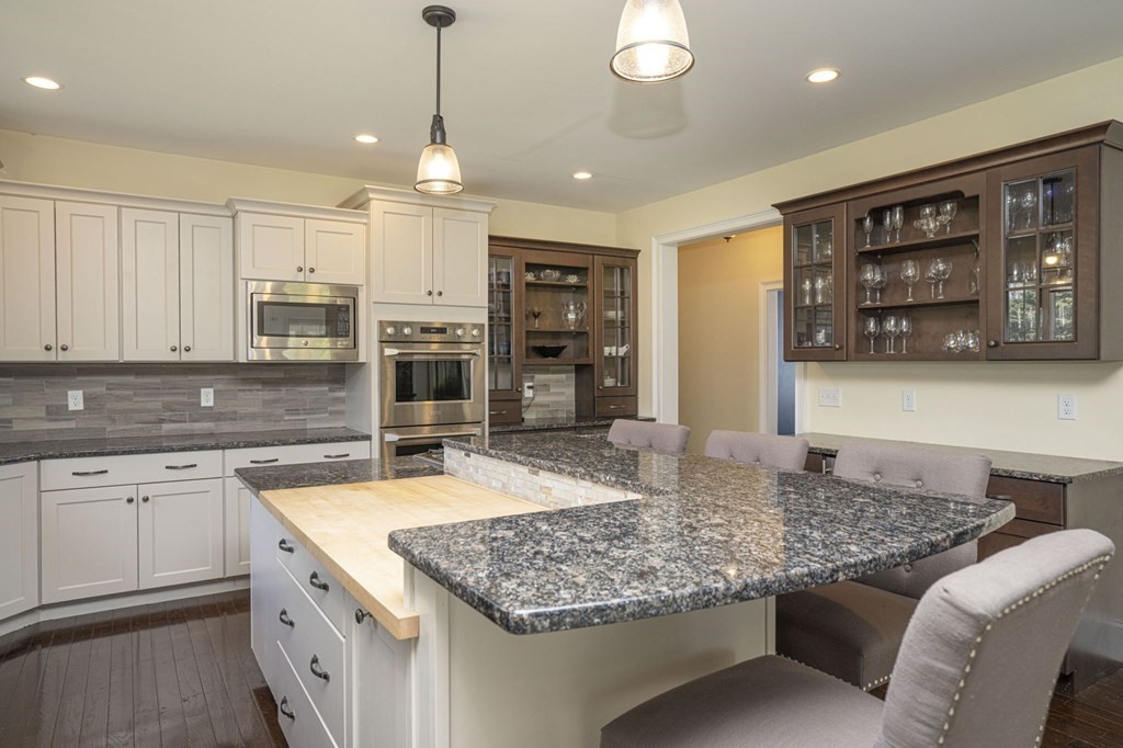 145 Mendall Road Acushnet, MA 02743 - Photo 7 of 42
