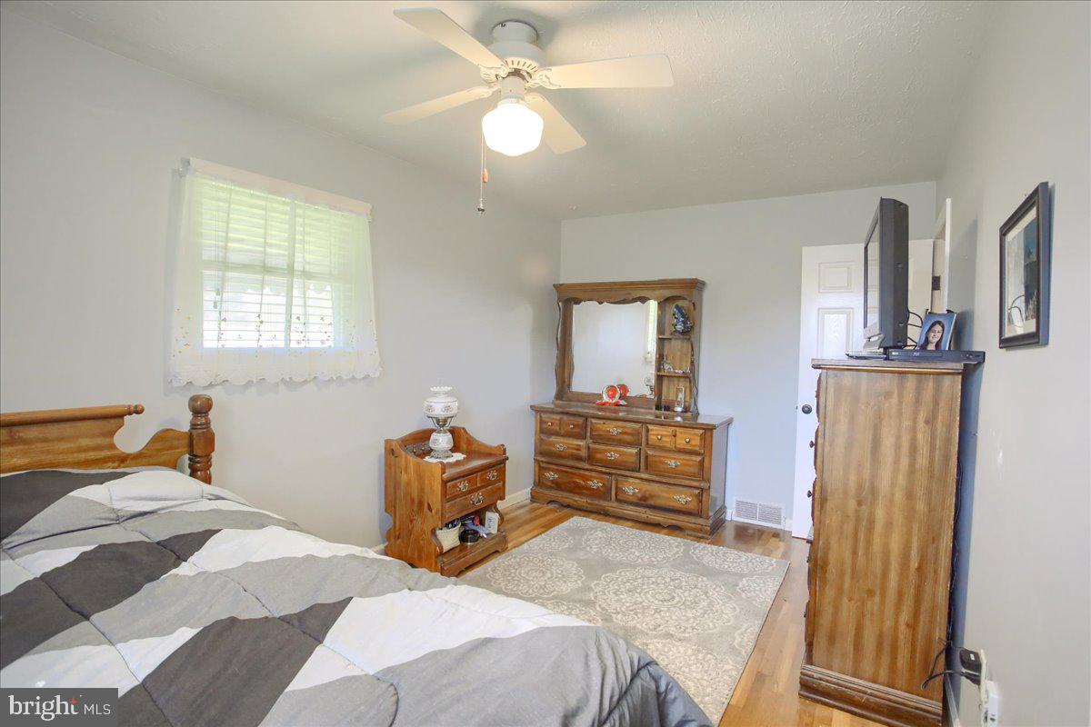 1975 Randall Road Enola, PA 17025 - Photo 18 of 30 Gallery Image 18