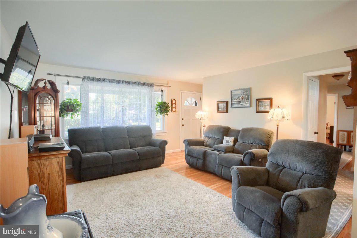 1975 Randall Road Enola, PA 17025 - Photo 9 of 30 Gallery Image 9