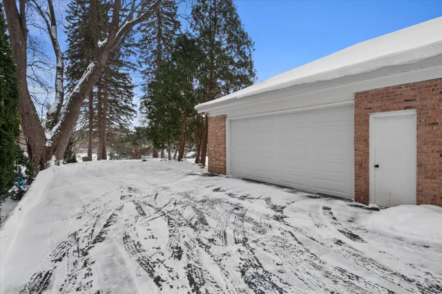 $894,999 | 15165 West Burleigh Road, Brookfield, WI 53005