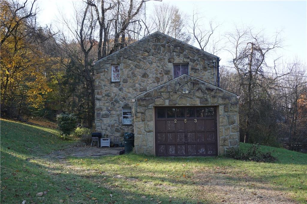 253 Byron Road Pittsburgh, PA 15237 - Photo 4 of 16 Extended driveway has room for parking extra cars.