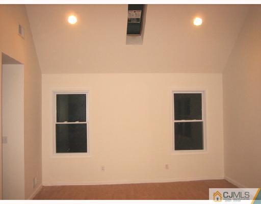 170 Parsonage Road Edison, NJ 08837 - Photo 5 of 10 Gallery Image 5