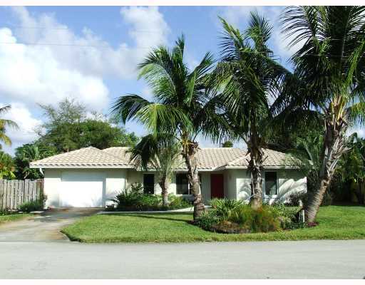 98 Northwest 6th Court Boca Raton, FL 33432 - Photo 1 of 8 Primary Photo