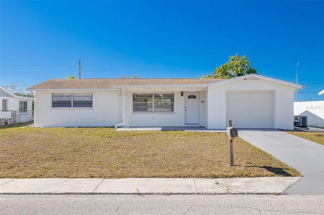 $1,800 | 3233 Finch Drive, Holiday, FL 34690