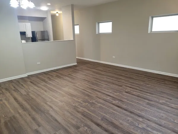 $1,825 | 817 South Kedzie Avenue, Unit 1, Chicago, IL 60612