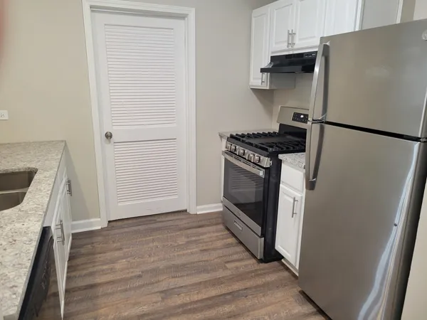 $1,825 | 817 South Kedzie Avenue, Unit 1, Chicago, IL 60612