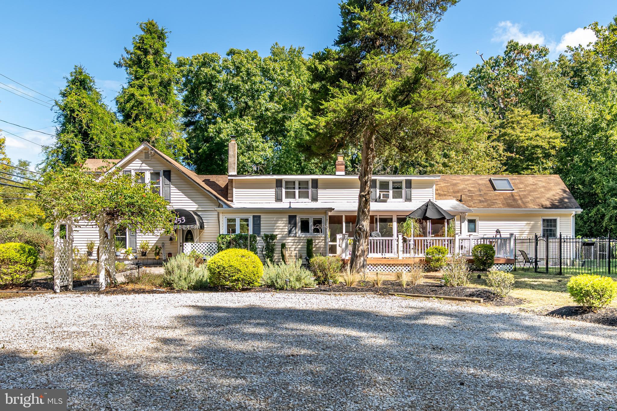 Unique; vintage, cozy, rustic, with decor galore!