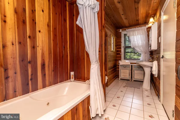 $598,000 | 253 Hopewell Road, Medford, NJ 08055