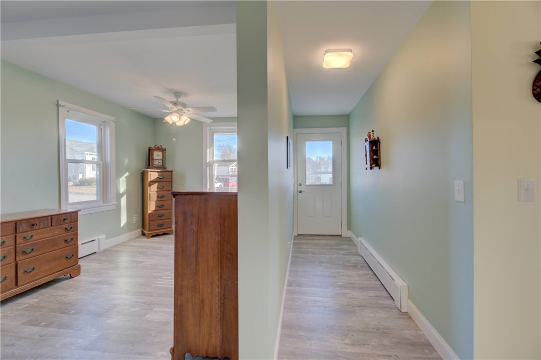 40 Draper Avenue Middletown, RI 02842 - Photo 16 of 43 Gallery Image 16