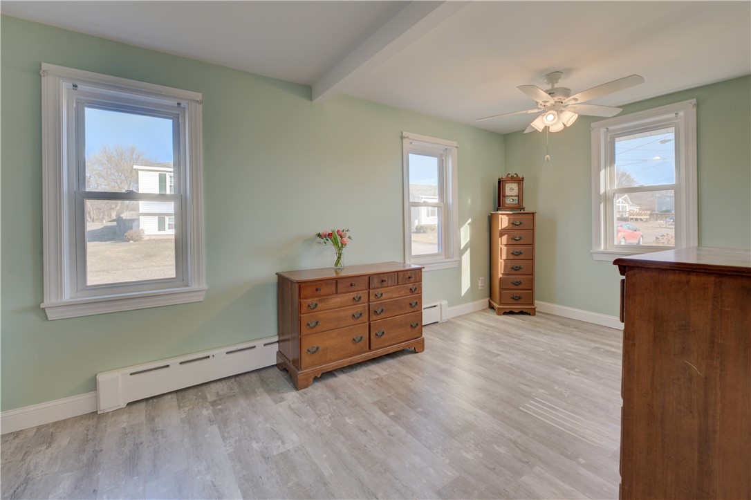 40 Draper Avenue Middletown, RI 02842 - Photo 18 of 43 Gallery Image 18