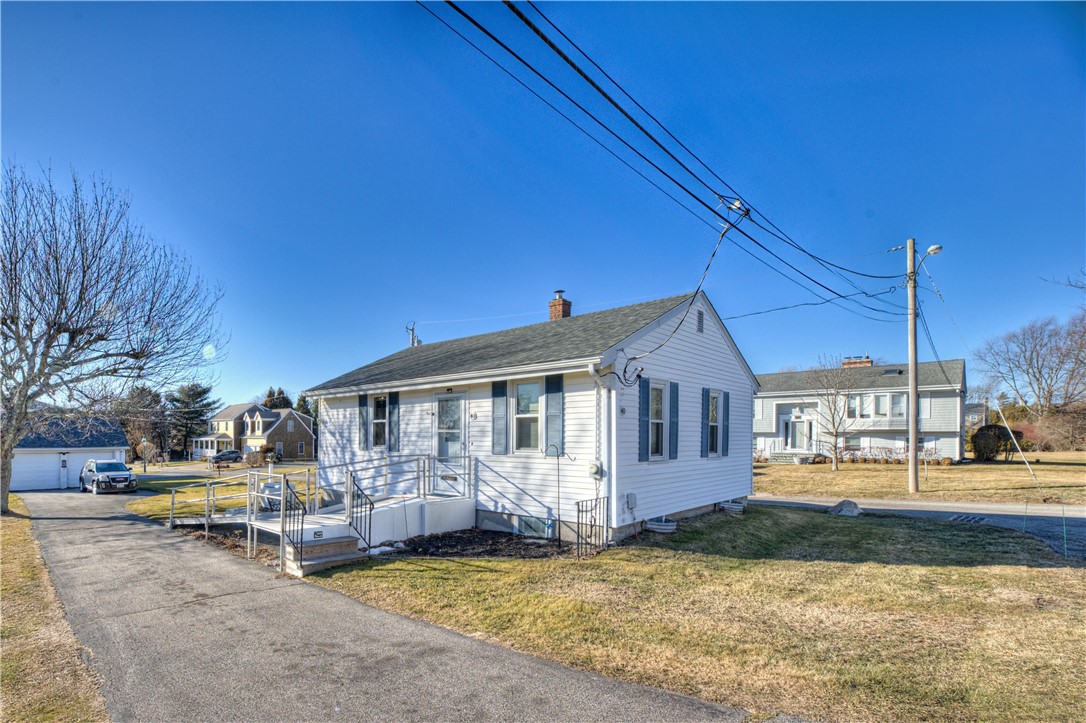 40 Draper Avenue Middletown, RI 02842 - Photo 31 of 43 Gallery Image 31
