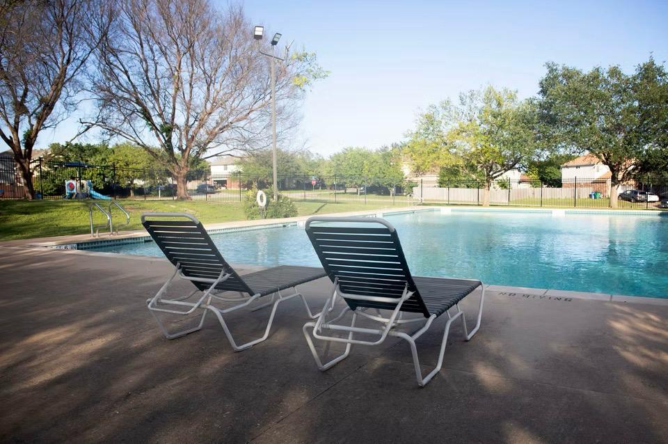 17536 Bishopsgate Drive Pflugerville, TX 78660 - Photo 32 of 35 Community pool with a patio