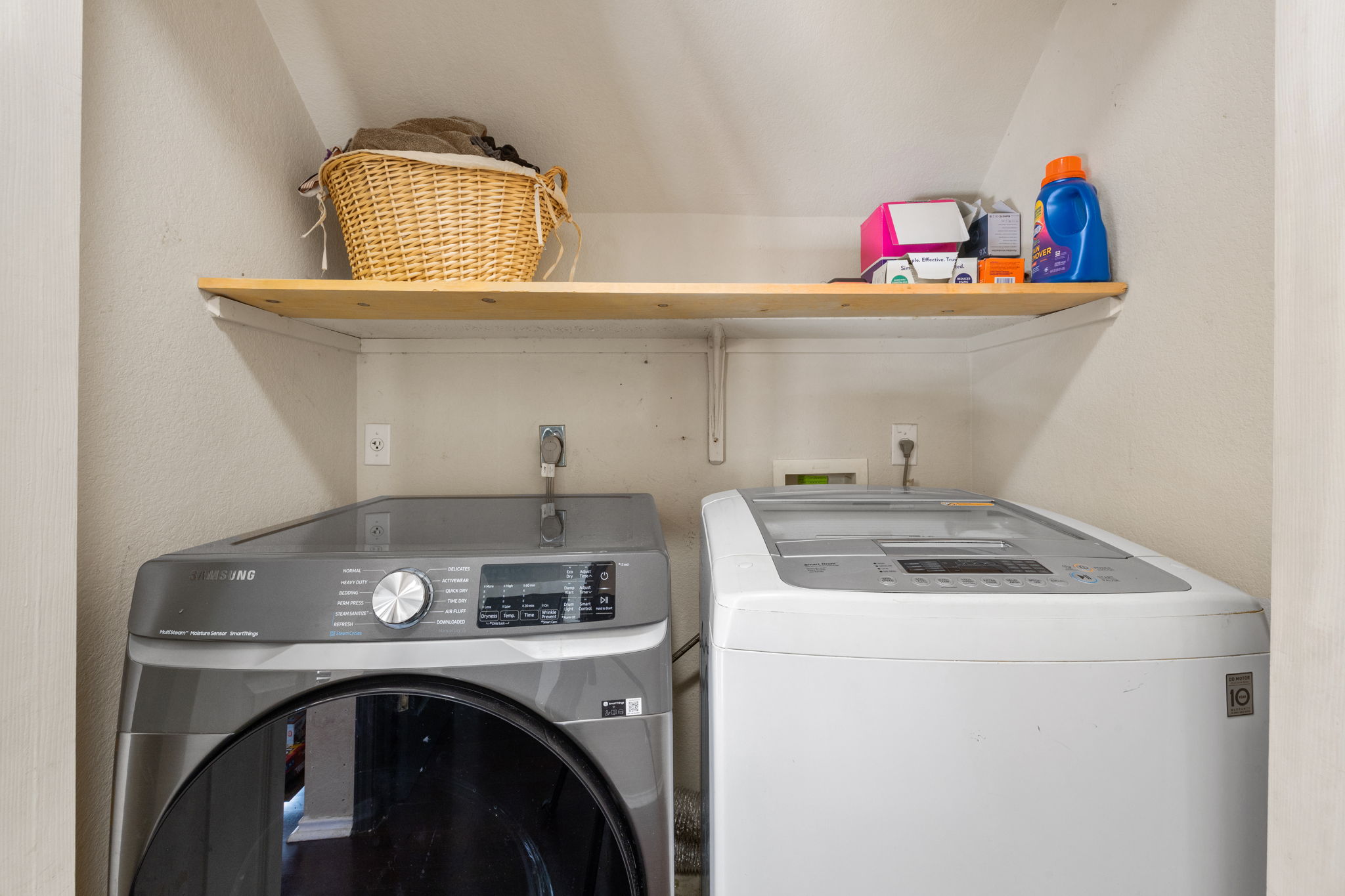 17536 Bishopsgate Drive Pflugerville, TX 78660 - Photo 35 of 35 Laundry room featuring washing machine and clothes dryer