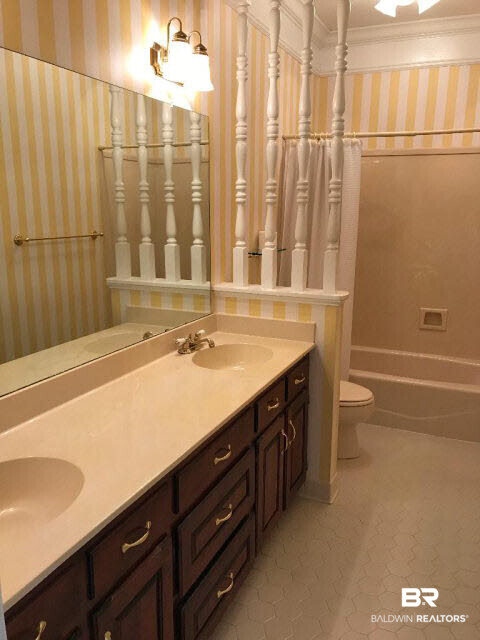 401 Potters Mills Road Daphne, AL 36526 - Photo 20 of 28 For Sale: 401 Potters Mill Avenue, Daphne, AL 36526 Bathroom 2