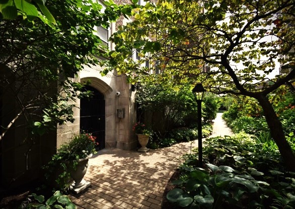 6334 North Sheridan Road, Unit 3E Chicago, IL 60660 - Photo 3 of 35