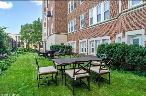 $499,000 | 6334 North Sheridan Road, Unit 3E, Chicago, IL 60660