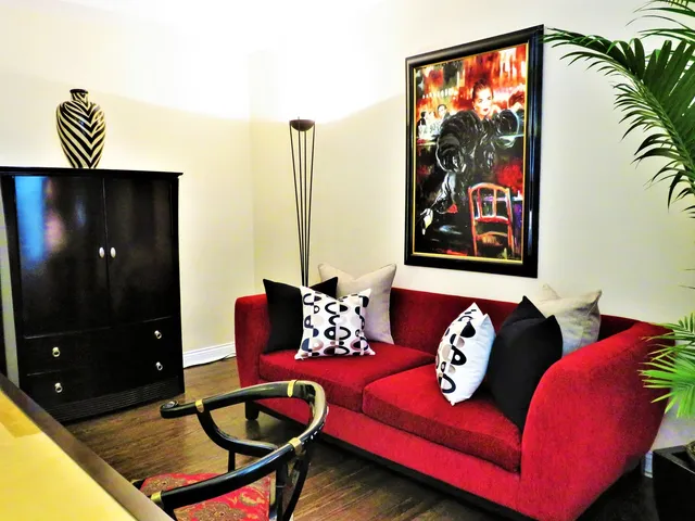 $515,000 | 6334 North Sheridan Road, Unit 3E, Chicago, IL 60660