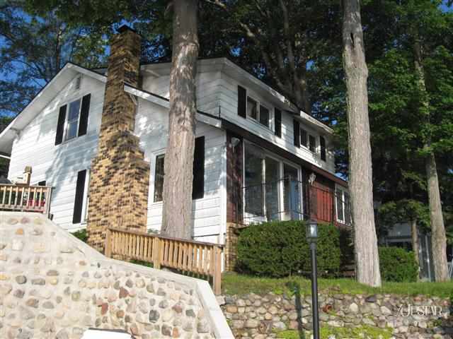 112 Triplett Point Rome City, IN 46784 - Photo 1 of 26 Gallery Image 1