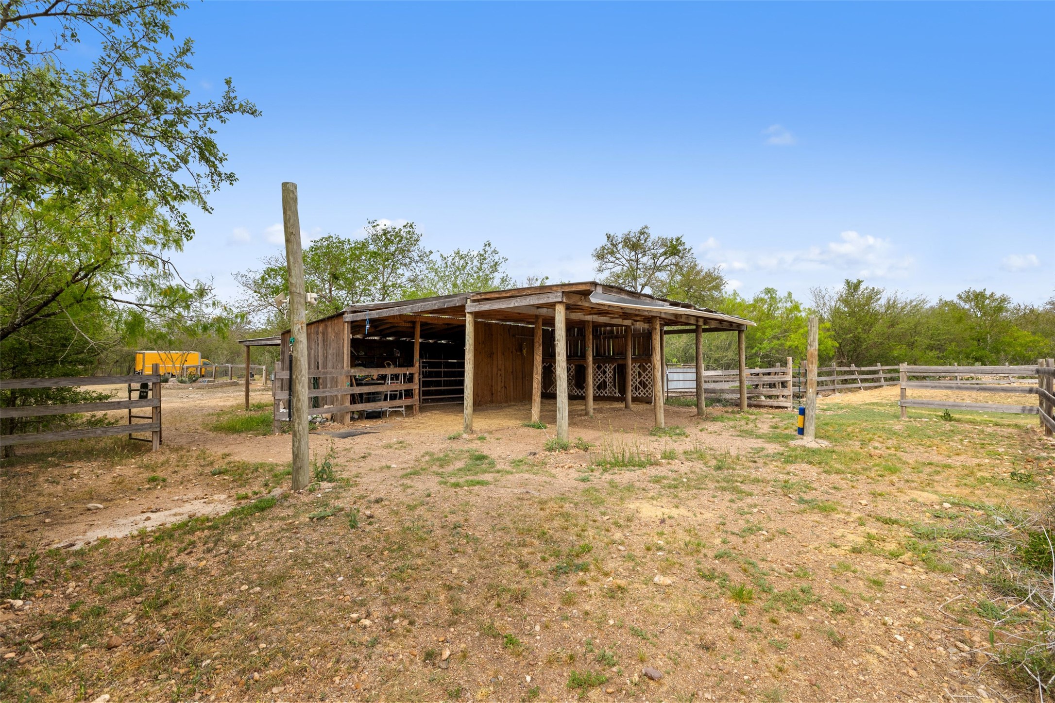 9426 Bock Road Buda, TX 78610 - Photo 28 of 33